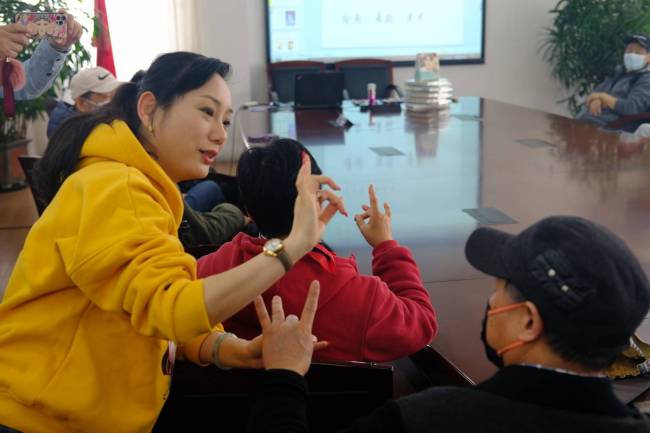 赏婉转昆曲品非遗魅力 赵津羽“昆曲+”走进长宁退役军人服务中心