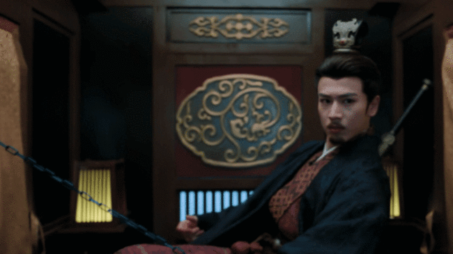 以为是双强重生搞权谋，结果是大学生暑假变装过家家...
