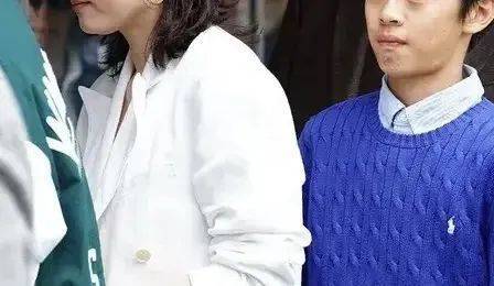 邓超儿子长得好像段奕宏？网友：真缺德…