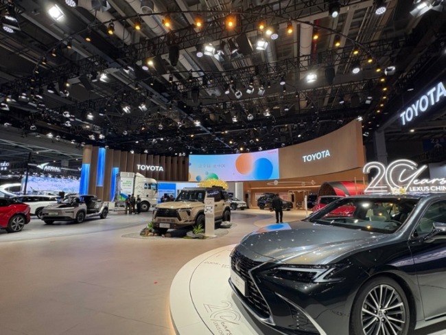 2025进博会外资车企齐到场 特斯拉Cybercap亚洲首次亮相