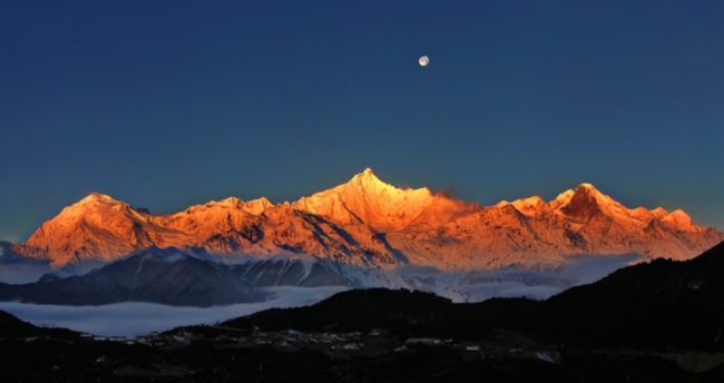 有一种叫云南的生活丨走进迪庆，找寻心中的日月