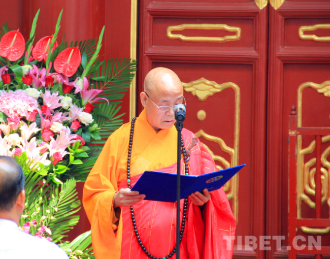 走进广济寺共观佛诞节法会