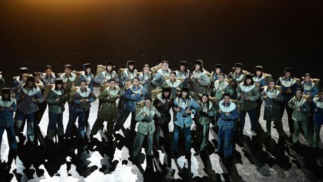 舞剧《那时，金银花开》在青海西宁首演