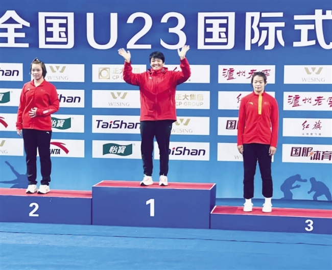 2023年全国U23国际式摔跤锦标赛开赛 西藏选手夺冠