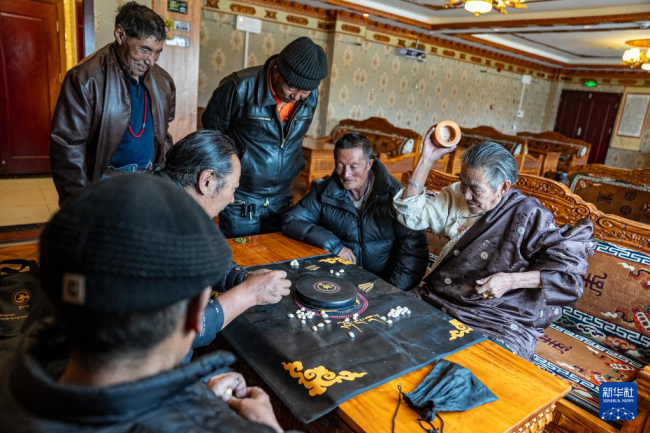 探访西藏那曲海拔4500米的老年人日间照料中心