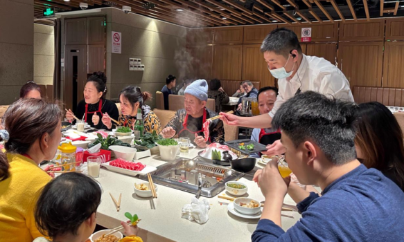 春节遇上“用工荒”：服务员比厨师还缺！
