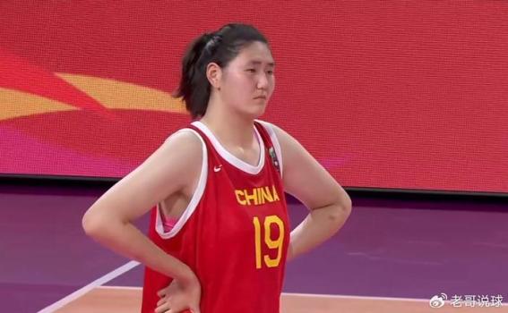 中国女篮小巨人张子宇引得美媒惊叹 36分霸榜U18亚洲杯