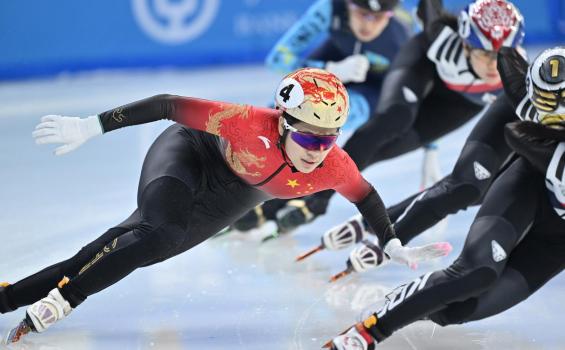 张楚桐获短道速滑女子1000米季军 亚冬会佳绩