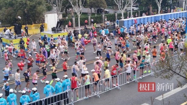 全國15個城市馬拉松同日開跑 多地賽事齊綻放