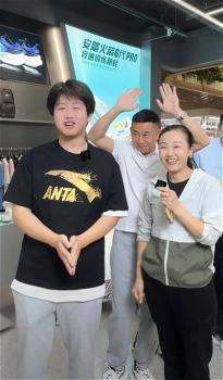 母亲称孙卓直播带货是想锻炼一下 提升口才适应社会
