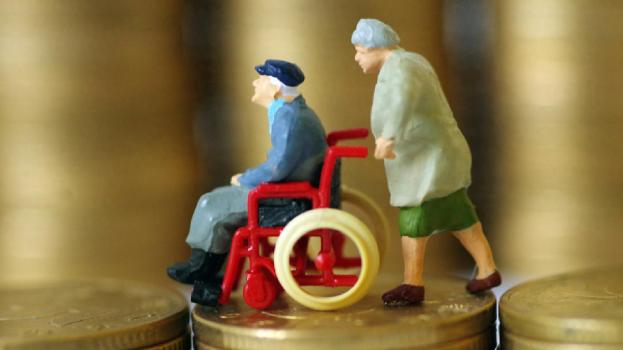 专家：农民养老金上涨应量力而行 财政压力需考量