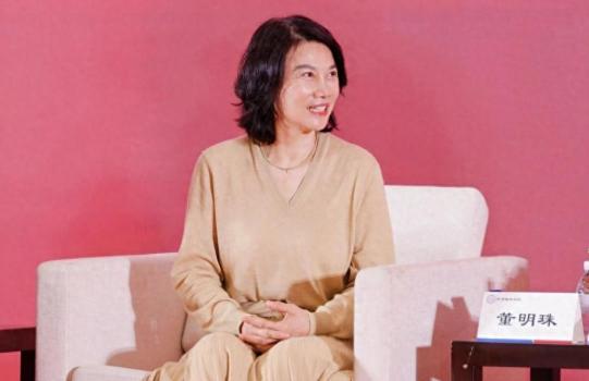 71岁董明珠连任格力电器董事 开启第五任期