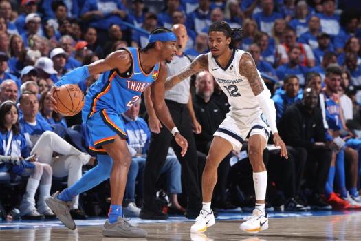 NBA季后赛：雷霆轻取灰熊总分2-0 亚历山大27+7莫兰特23分：雷霆外线三分雨锁定胜局