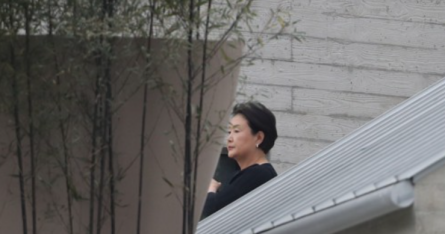 韓媒：韓警方對文在寅夫人展開調(diào)查 涉嫌濫用資金購置服飾