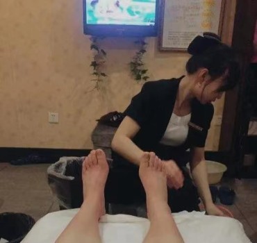 反腐查到足療店,，怎么看？