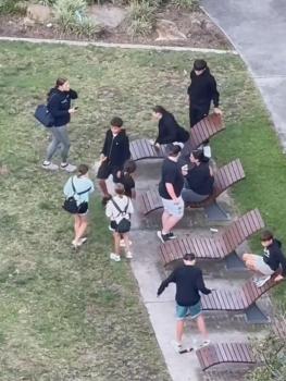 知情人談悉尼多名青少年毆打華人 只因說了中文