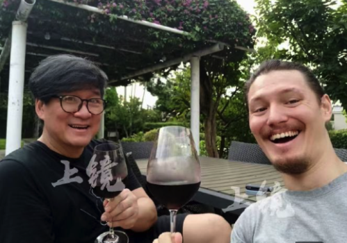 周華健兒子官宣結(jié)婚：我們真的很幸福，婚禮也辦得很簡單