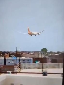 前民航機長：飛機拉起就墜毀太罕見,，機械故障可能性大