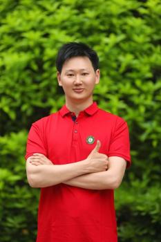 和學(xué)生打賭的老師考了637分 差3分請客兌現(xiàn)