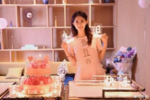 孫楊給張豆豆慶生：生日快樂,，我的女孩