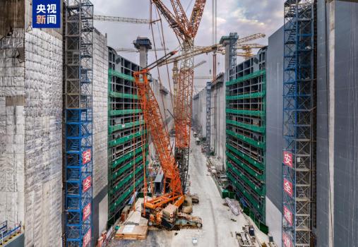 千吨级“巨无霸”就位 平陆运河工程迈进新阶段