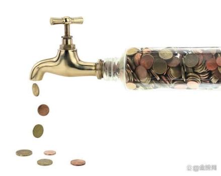 超9000家關停 銀行業(yè)迎轉型陣痛 網點瘦身加速