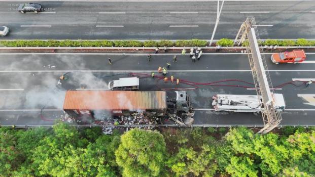 佛山沈海高速交通事故調查報告 疲勞駕駛釀成悲劇