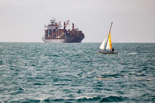 美軍被曝突襲從中國駛往伊朗貨輪 攔截軍用物資