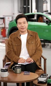 雷军拆解小米YU7回应争议 直面问题交流