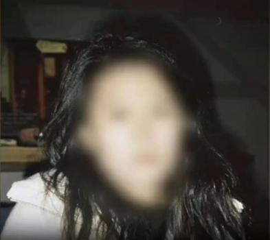 23岁女导演坠亡2个朋友被带走调查 案件细节曝光