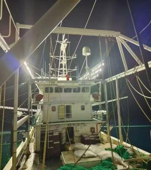 远洋渔船船长公海遇害嫌犯死刑 威海中院一审宣判