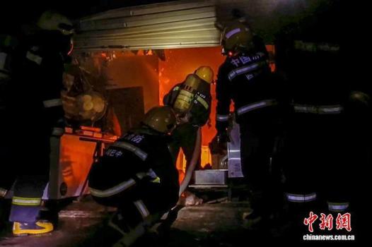 熏腊肉引发多起火灾 冬春防火警钟长鸣