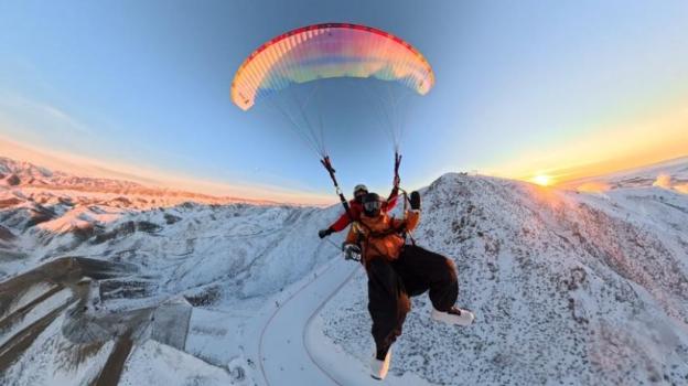 冰雪产业为经济发展增添新势能 产业链活力凸显