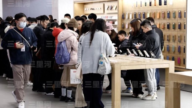 中国每天花掉的钱可堆出15个珠峰 消费力强劲显现