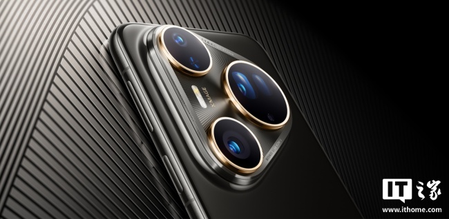 华为鸿蒙HarmonyOS 6.0.0.130版本开推 新增春节水印与AI沾色功能