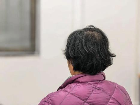 七旬未婚未育阿姨将遗产留给姐妹 简化跨境继承程序