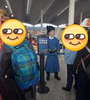 白云机场春运推出“宋服卫士”服务 千年风雅融入现代安保