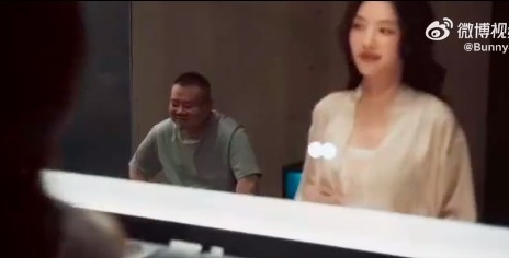 蔡文静工伤！蔡文静与岳云鹏夫妻亲密戏份引调侃