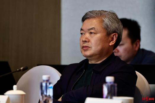 中传党委书记回应砍掉16个专业 布局智能媒体应对AI挑战