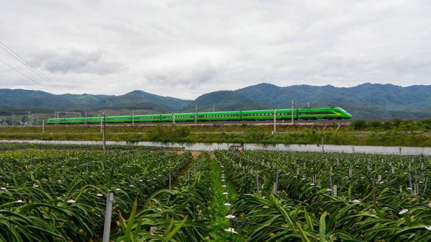 高铁上配置5000个“爱心便民凳” 提升春运出行体验