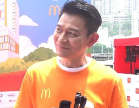 刘德华罕见谈女儿 连说5个“没有” 父爱满满护隐私