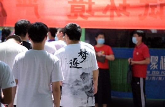 高考將至沾沾明朝狀元殿試卷的喜氣：這份“古人錦鯉”，來感受