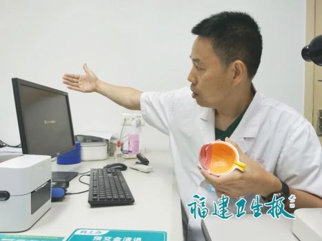 2歲娃近視300度只因長輩常用手機(jī)哄 過早接觸屏幕危害大
