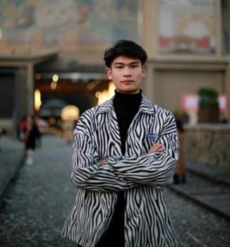 高校輔導員連闖2紅燈 交警：免罰 緊急救助學生