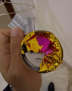 主持人回应礼炮内发现纸钱 婚礼惊现恶意事件