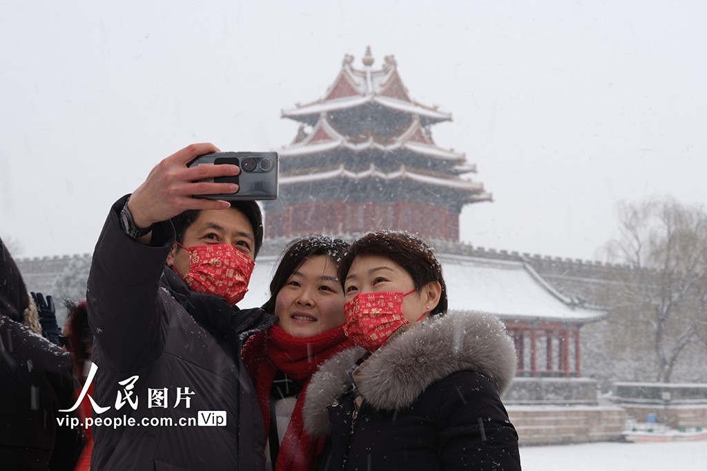 北京迎来虎年首场降雪