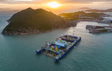 深中通道完成全部标准管节沉放安装